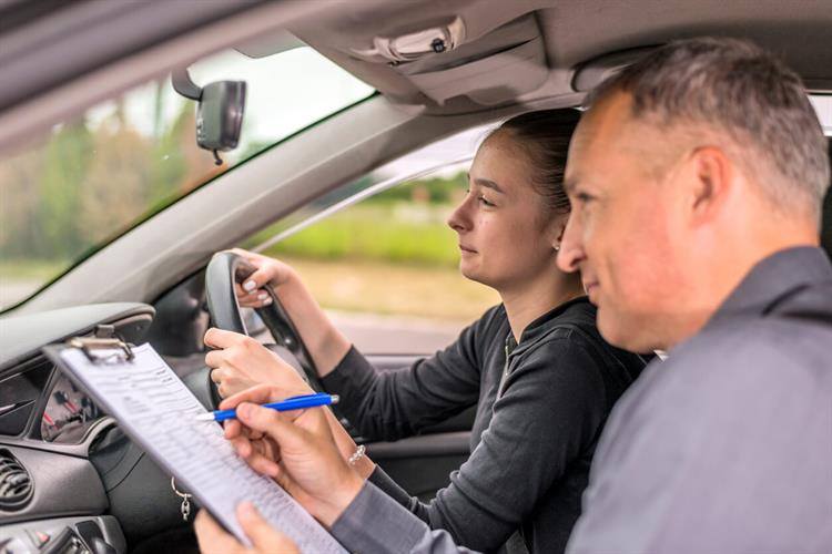 Certified Driving Instructors in Ottawa